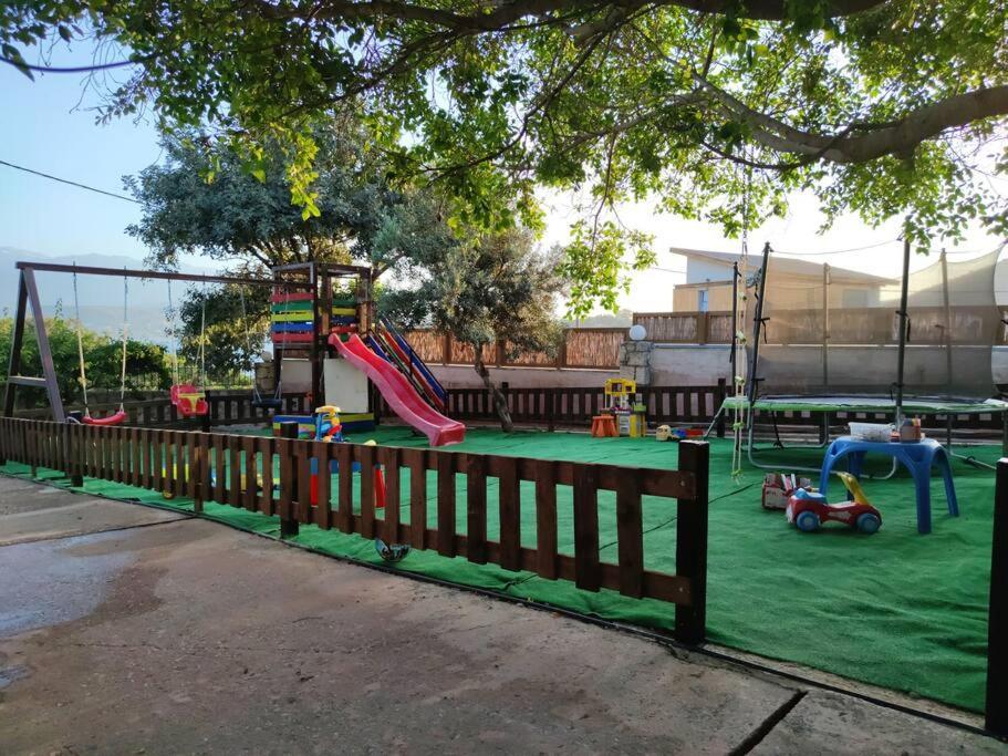 Seaside, Relaxing Family House With Playground! Villa Lavrys 4 Marathi  Exterior foto